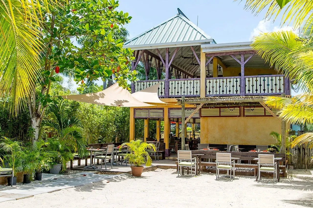 Hotel Country Country Negril 3*,